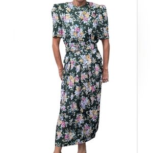 Vintage Karin Stevens Ruffled Green Floral Belted Midi Party Dress Size 8